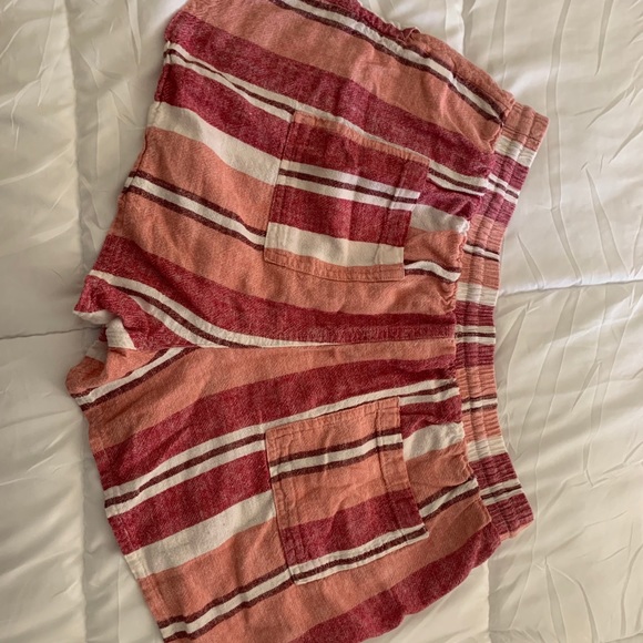 Shorts - Picture 3 of 3